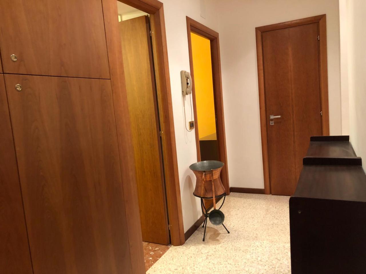 Smart House - Ammiragli2 Apartment Rome Luaran gambar